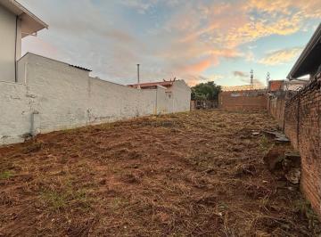 Terreno , Botucatu · Terreno para venda em Centro de 539.00m²