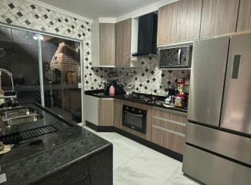 Casa · 160m² · 3 Quartos · Sobrado para venda em Parque Cidade Jardim Ii de 160.00m² com 3 Quartos e 1 Suite