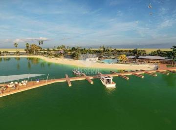 Casa · Lote Beira Rio no Riviera Residence Marina