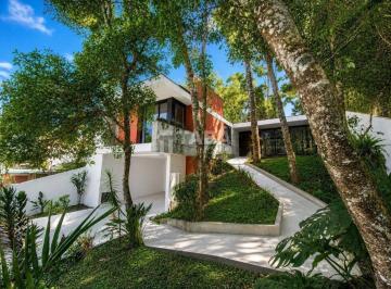 Casa · 261m² · 3 Quartos · 4 Vagas · Casa com quintal a venda Curitiba Barreirinha