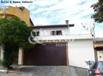 Casa · 341m² · 3 Quartos · 4 Vagas · Casa com 3 Quartos na Água Rasa