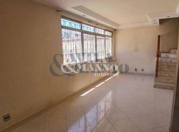 Casa · 159m² · 3 Quartos · 1 Vaga · Sobrado com 3 quartos e piscina na Vila Invernada