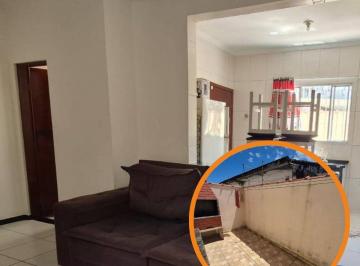 Casa de 2 quartos, Mongaguá · SOBRADO 2 DORMITORIOS LADO PISTA FINANCIAMENTO MONGAGUA
