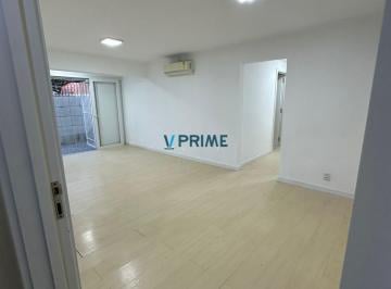 Apartamento · 88m² · 3 Quartos · 1 Vaga · Apartamento com 3 Quartos, térreo com pátio privativo, 1 vaga coberta à Venda, 8