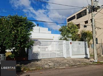 Casa · 340m² · Linda casa com 5 dorm sendo 4 suites, 2 churrasqueiras e piscina