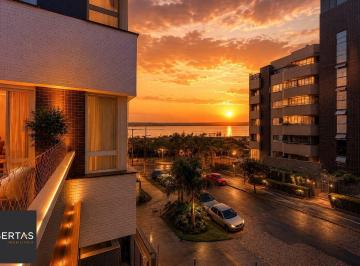 Apartamento · 139m² · 3 Quartos · 2 Vagas · Ap Garden de Alto Padrão com Terraço Privativo e Vista Permanente para o Guaíba