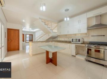Casa · 178m² · 4 Quartos · 3 Vagas · Casa desocupada Parque Iguaçu