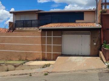 Casa de 3 quartos, Atibaia · Sobrado à Venda em Atibaia – Jardim dos Pinheiros – Área Gourmet com churrasqueira