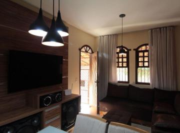 Casa de 3 quartos, Belo Horizonte · Casa de 150 m² com 3 quartos à venda em Belo Horizonte
