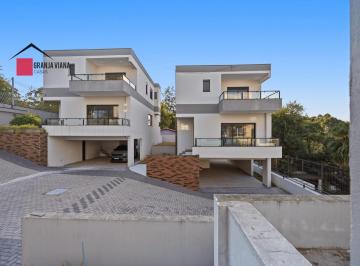 Casa · 366m² · 3 Quartos · 4 Vagas · Casa com 3 dormitórios, sendo 3 suítes para venda - Carapicuíba - SP