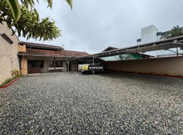 Casa · 108m² · 2 Quartos · 3 Vagas · Casa mobiliada com 2 quartos em Joinville/ Araquari