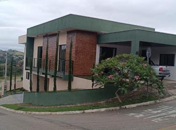 Casa · 200m² · 3 Quartos · 4 Vagas · Casa no Res. Mantiqueira