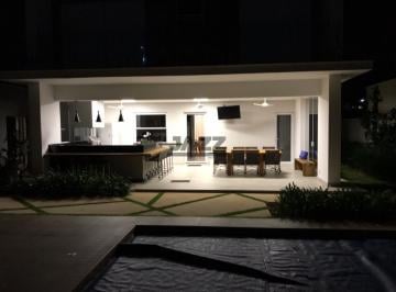 Casa · 292m² · 3 Quartos · 4 Vagas · Residência de Alto Padrão: no Condomínio Vale das Águas, 4 suítes, 400 m²