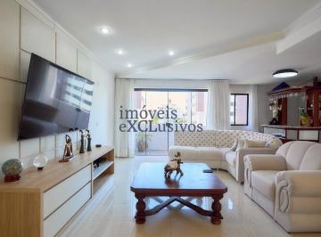 Apartamento · 211m² · 3 Quartos · 3 Vagas · Cobertura no Água Verde!