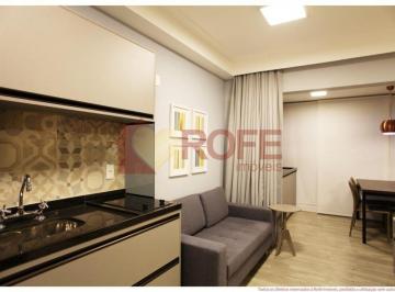 Apartamento · 33m² · 1 Quarto · 1 Vaga · Apartamento tipo studio com 1 dormitório para locação no Brooklin. Totalmente mobiliado, pronto para