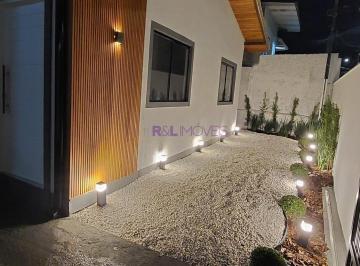 Casa · 100m² · 3 Quartos · 4 Vagas · Casa com 3 dormitório, Suíte, Piscina e Edicula