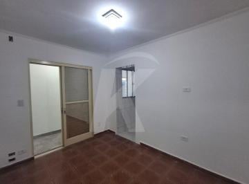 Casa · 30m² · 1 Quarto · 1 Vaga · Casa com 1 quarto, sala, cozinha, banheiro, área de serviço, 1 vaga de garagem.