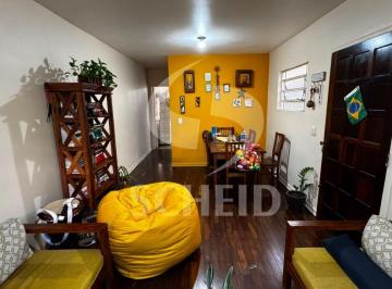 Casa · 124m² · 4 Quartos · 2 Vagas · Sobrado à venda no Jardim Umuarama, 124 m², 4 dormitórios, edícula e 2 vagas.s