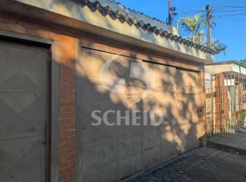 Casa · 180m² · 2 Quartos · 2 Vagas · Imóvel para renda, casa principal e mais duas casas menores