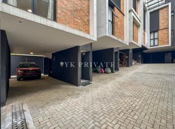 Casa · 180m² · 2 Quartos · 2 Vagas · Casa no condomínio Casa Cube para venda com 2 suítes, 2 vagas, 170m²
