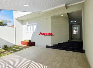 Casa · 135m² · 3 Quartos · 3 Vagas · Sobrado Completo no Vista Verde com Piscina, Área Gourmet e Suíte com Closet
