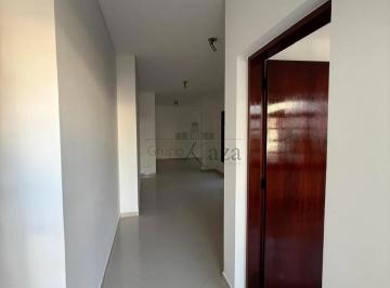 Comercial · 60m² · 3 Quartos · 1 Vaga · Oportunidade - Sala Comercial - Jardim Leonidia - Jacareí - 60m².