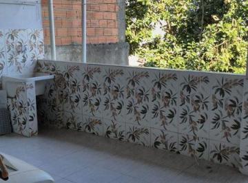img0 · Casa com 3 Quarto(s) e 2 banheiro(s) para Alugar, 0 m² por R$ 2300 / Mês