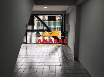 Casa · 215m² · 3 Quartos · 2 Vagas · Casa para locação na Vila Figueira