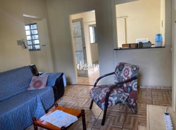 Comercial · 325m² · 3 Quartos · 4 Vagas · Casa com 3 quartos disponível para venda no bairro Martins em Uberlândia-MG