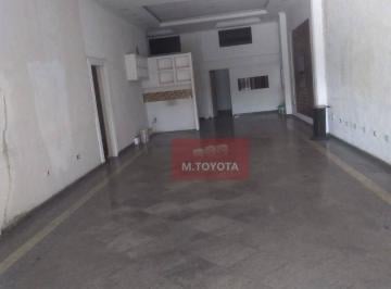 Comercial · 175m² · 3 Vagas · Sala Comercial para alugar em Macedo de 175.00m² com 3 Garagens