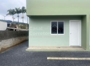 Casa · 45m² · 1 Quarto · 1 Vaga · Casa para alugar no bairro Santa Terezinha - Brusque/SC