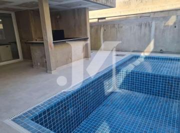 Casa · 242m² · 4 Quartos · 2 Vagas · Casa sobrado de 240m², 4 Suítes e 2 Vagas no Condomínio Bugainville IV - Peruíbe.