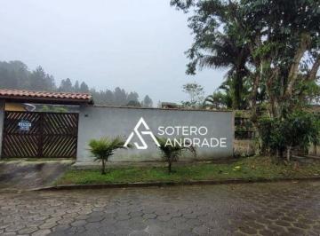 b045a0f7006f33ac5057445c492c1614b8165553 · Casa com excelente localização no Portal da Fazendinha