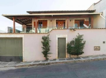 Casa · 220m² · 3 Quartos · 3 Vagas · CASA À VENDA NA REGIÃO DO COQUEIROS