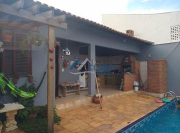Casa · 305m² · 4 Quartos · 2 Vagas · Casa para venda em Madureira de 305.00m² com 4 Quartos, 2 Suites e 2 Garagens