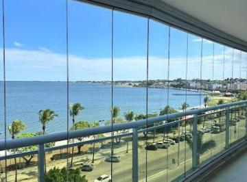 78251292d4067b141cea26ce8fe41b7eec1979d8 · Apartamento com 3 dormitórios à venda, 174 m² por R$ 1.600.000,00 - Centro - Araruama/RJ