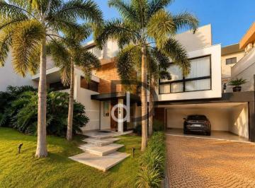 8e1718018fe7b0a462db9aa7ade23f3e235e190d · Casa com 3 quartos/suites à venda, 279 m² por R$ 2.180.000