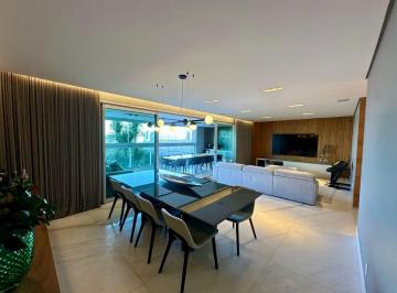Apartamento · 230m² · 4 Quartos · 4 Vagas ·
Apartamento à venda no bairro Vila da Serra