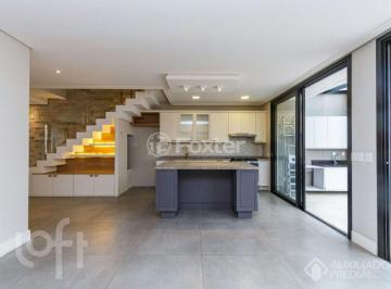 2f41cc11 · Casa, 3 dormitórios, 175.2 m², em Hípica