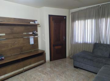 Casa · 131m² · 3 Quartos · 4 Vagas · Casa à venda - em Cajuru
