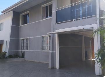 Casa · 180m² · 5 Quartos · 5 Vagas · Casa à venda - em Uberaba