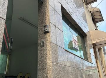 Foto 01 · Espaço comercial para locação com 3 salas no Centro de Mogi das Cruzes.