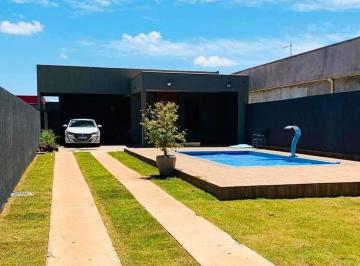 Casa de 3 quartos, Gama · Casa Ponte Alta 3Qts, piscina, condominio alto padrão no melhor local perto do posto rodobelo