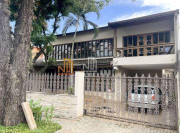 Casa · 262m² · 3 Quartos · 1 Vaga · EXCELENTE CASA NA VILA SUIÇA À VENDA - ÓTIMA LOCALIZAÇÃO