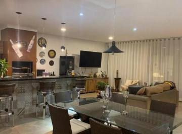 Casa de 3 quartos, Osasco · Casa a venda em Osasco com 3 dormitórios 1 Suíte