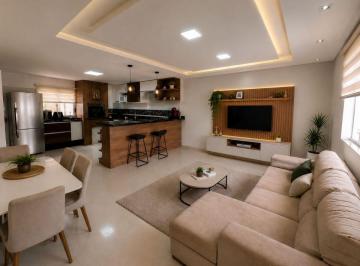 Casa de 3 quartos, Curitiba · Casa a Venda em Curitiba com 3 Dormitórios