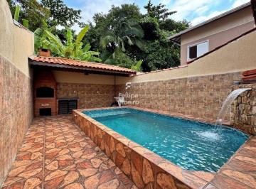 Casa de 2 quartos, Praia Grande · Casa com piscina, área gourmet e 2 vagas a apenas 400 metros da praia no Caiçara