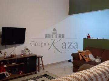 Casa · 250m² · 3 Quartos · 2 Vagas · Casa Padrão em São José dos Campos