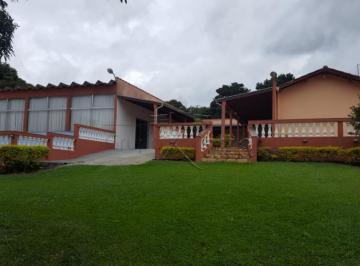 Rural · 2219m² · 1 Quarto · 4 Vagas · Rural Chácara em São José dos Campos