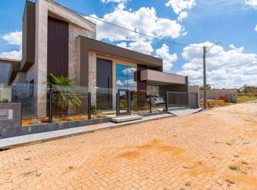 Casa de 3 quartos, Vicente Pires · Excelente casa com piscina no Cond. Coqueiral, Vicente Pires